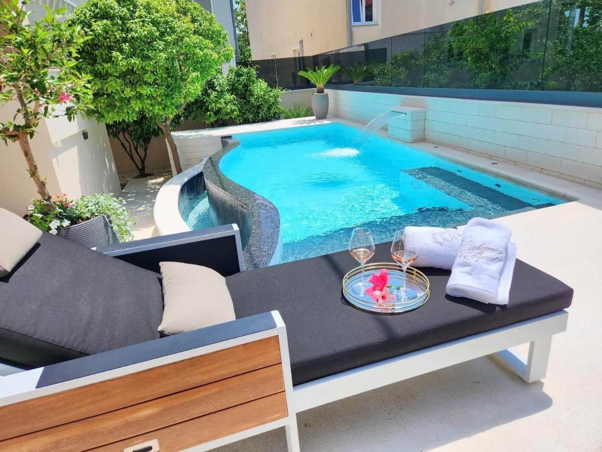 Calypso Royal Apartment ซาดาร์ ภายนอก รูปภาพ